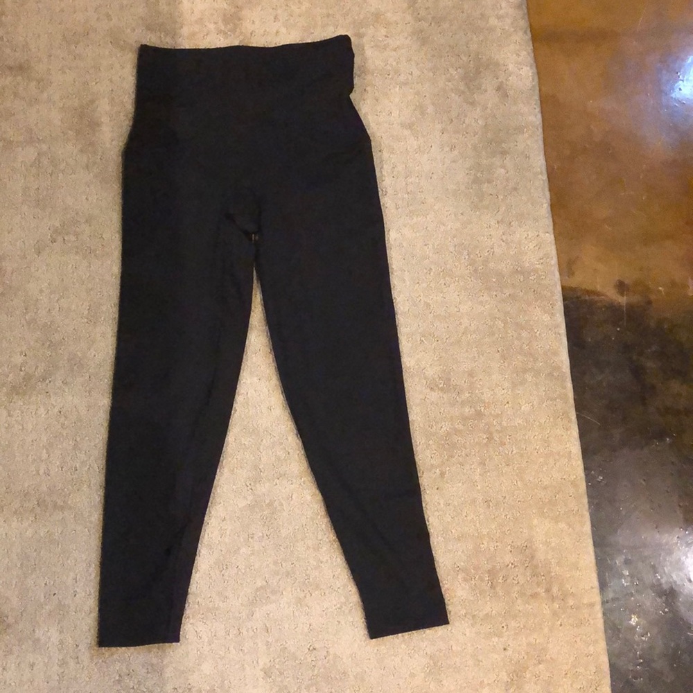 NWOT SPANX Leggings / Active Compression Cropped